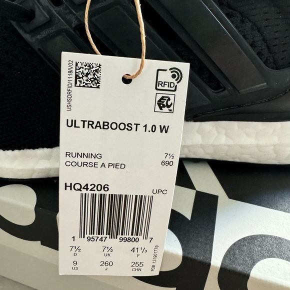 Adidas Ultraboost - Picture 4 of 7